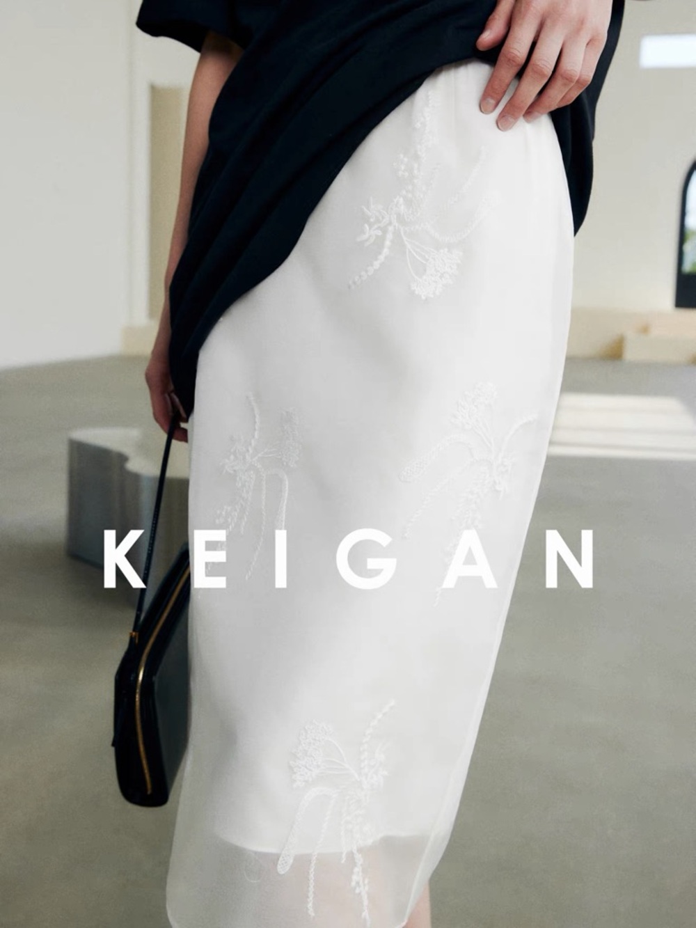 Embroidery silk white skirt hand stitched